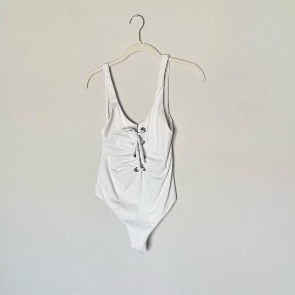 Zara White Lace Up One Piece Swimsuit Low Swoop Back - Picture 6 of 8